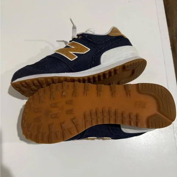 New Balance 574 - Picture 4 of 8